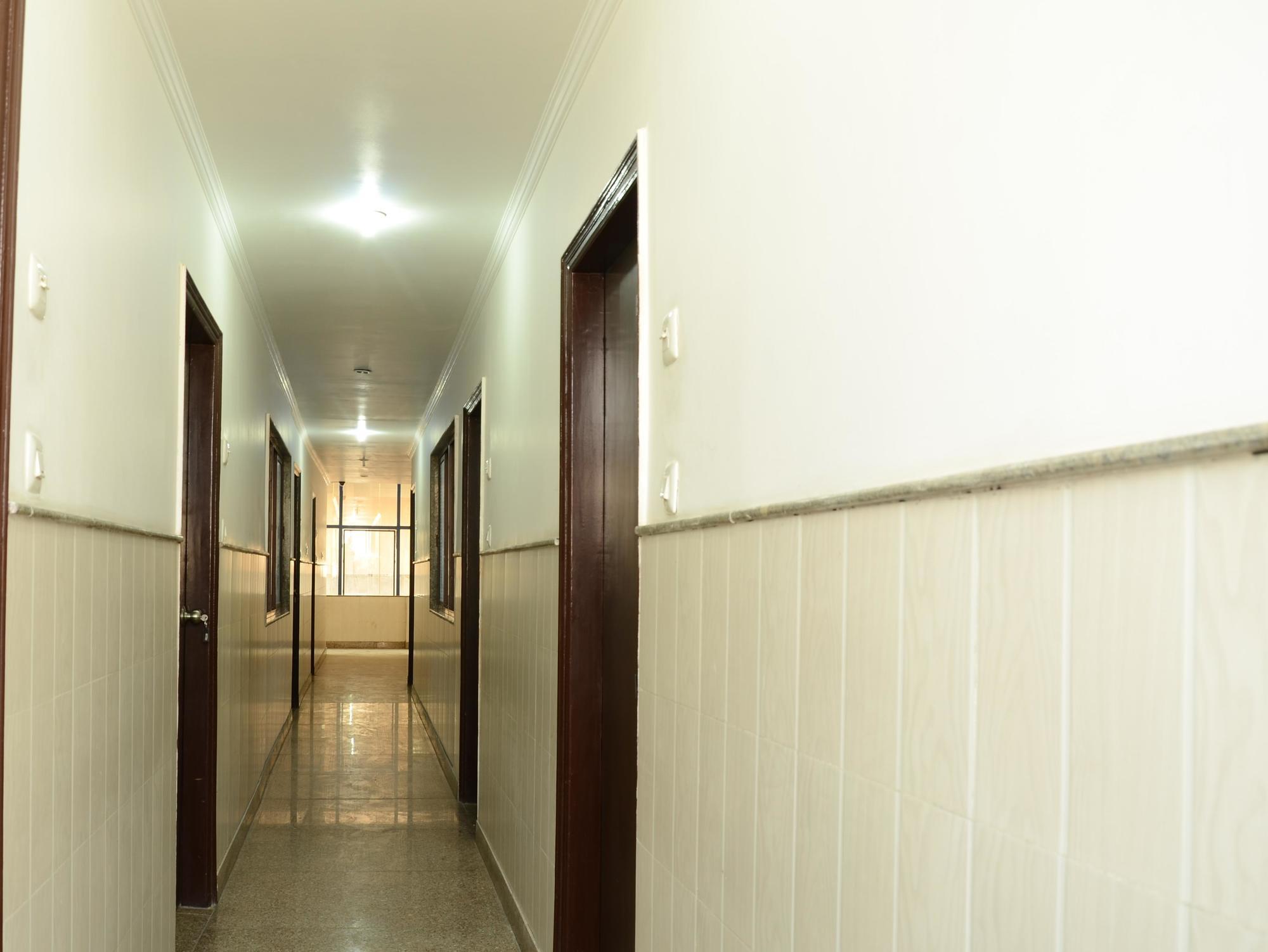 Hotel Le Princess @ Airport 뉴델리 외부 사진