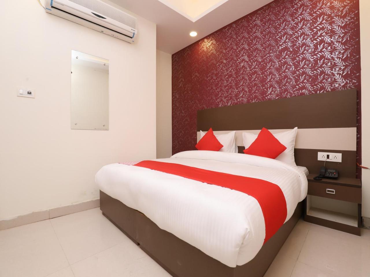 Hotel Le Princess @ Airport 뉴델리 외부 사진