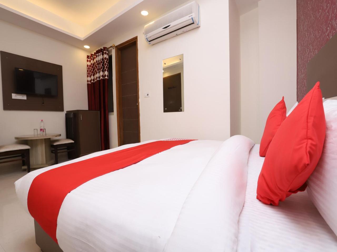 Hotel Le Princess @ Airport 뉴델리 외부 사진